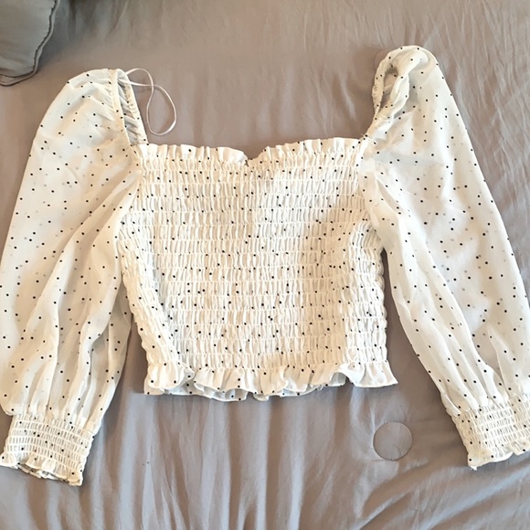 Puffy sleeve polka dot top - Picture 1 of 3